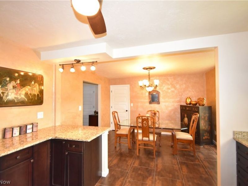 901 Pearson Circle, Unit 2, Boardman, OH 44512 Photo 24