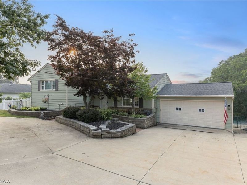10109 Hoose Road, Mentor, OH 44060 Photo 2
