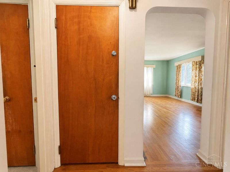 3020 W Liberty Street, Cincinnati, OH 45204 Photo 9
