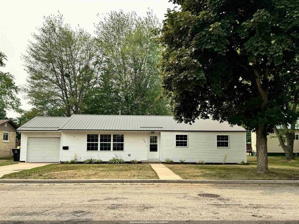 139 N WOOD AVENUE, Peshtigo, WI 54157