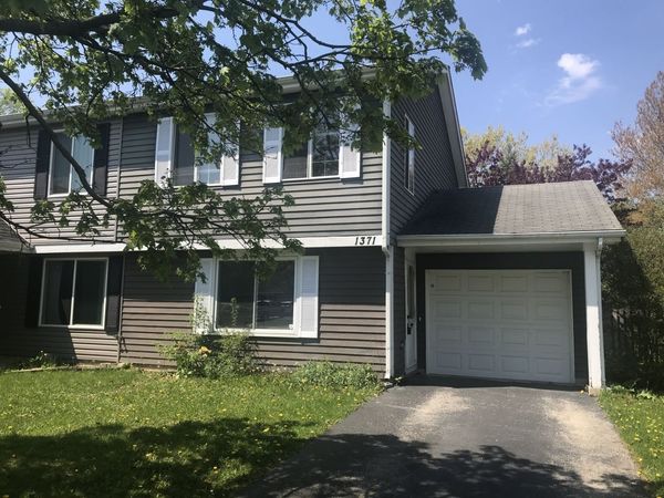 1371 Andover Drive , Aurora, IL 60504