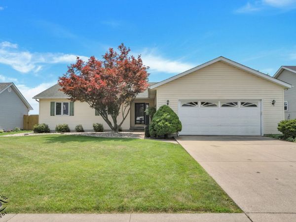 1521 Lady Brunetta Road , Bourbonnais, IL 60914