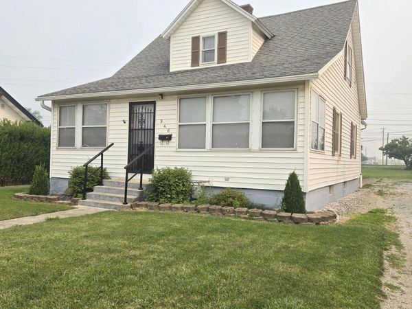 946 E Spring Street, Saint Marys, OH 45885