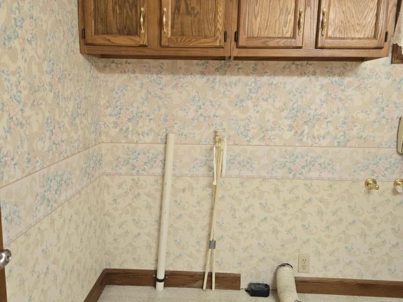 946 E Spring Street, Saint Marys, OH 45885 Photo 7