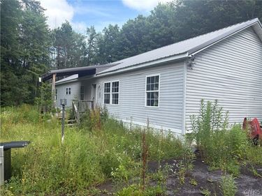 215 County Route 22 , Parish, NY 13131
