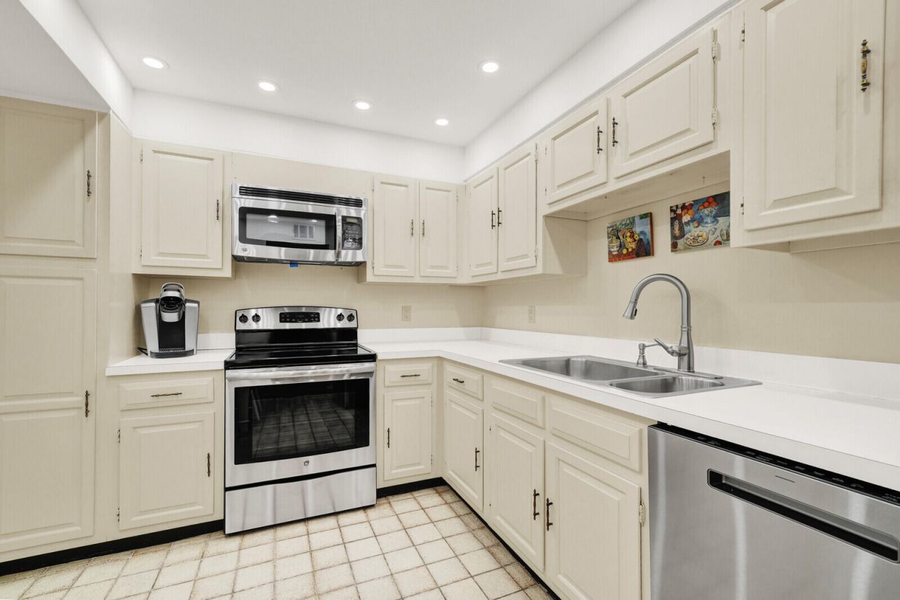 2697 N Ocean Boulevard, Unit F-303, Boca Raton, FL 33431 Photo