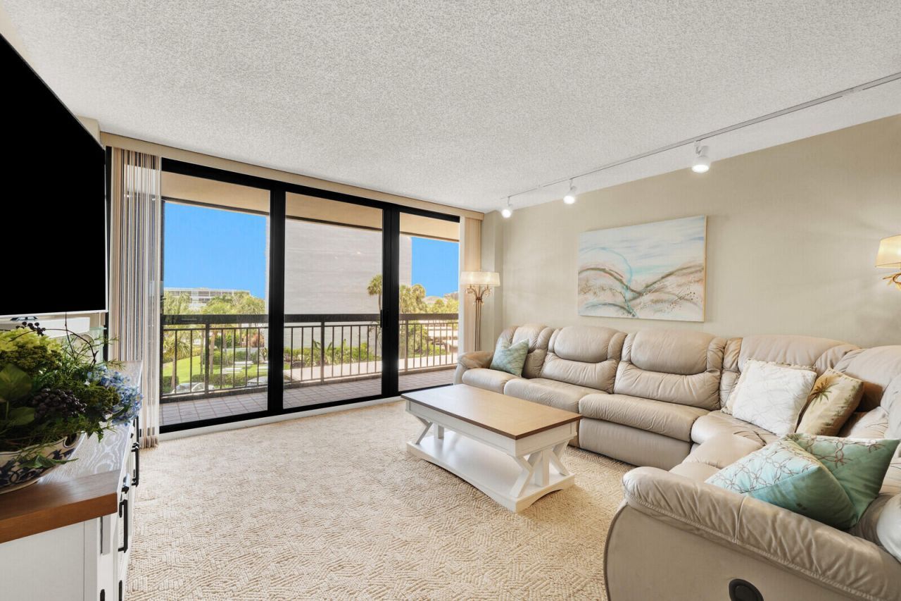 2697 N Ocean Boulevard, Unit F-303, Boca Raton, FL 33431 Photo