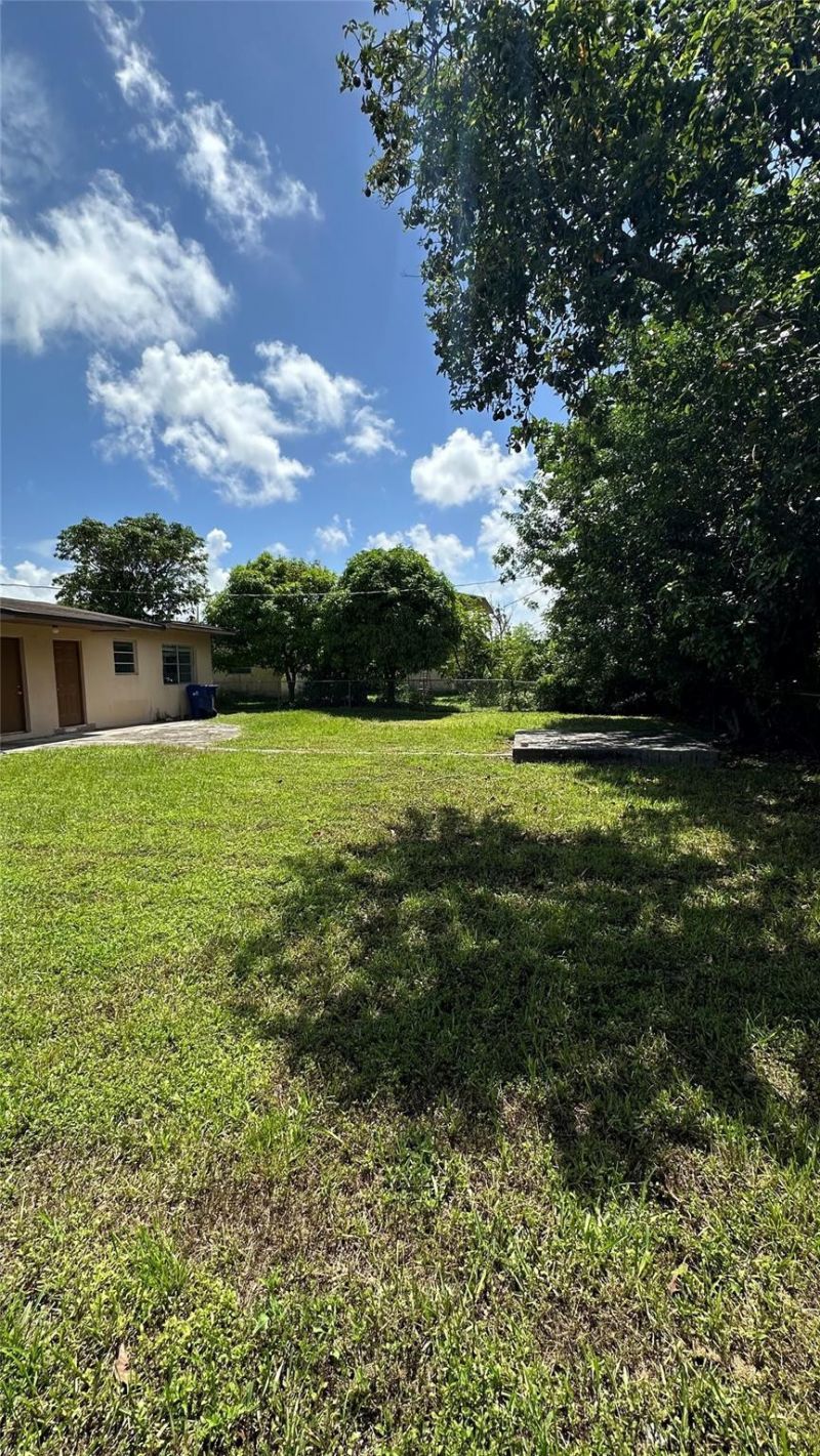 10741 SW 150th Terrace, Miami, FL 33176 Photo