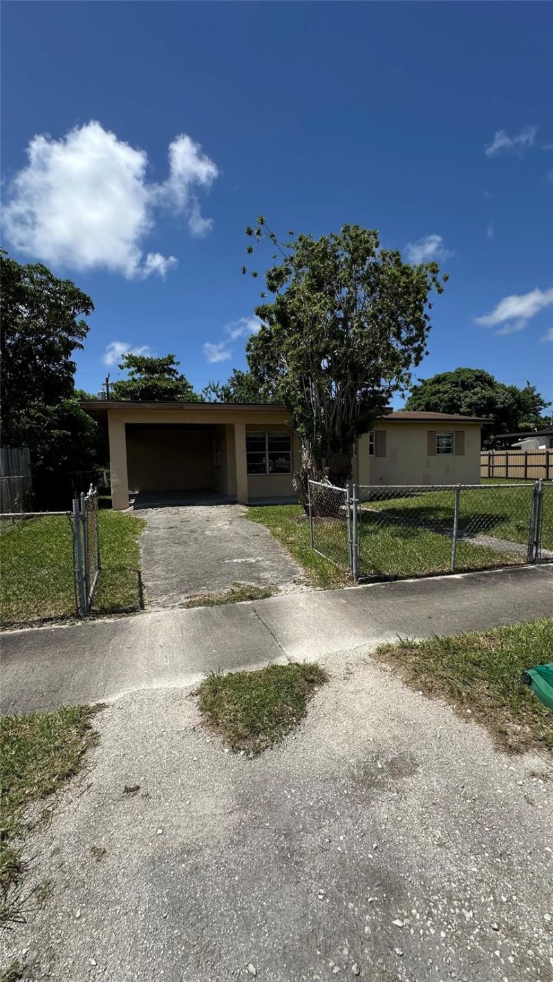 10741 SW 150th Terrace, Miami, FL 33176 Photo