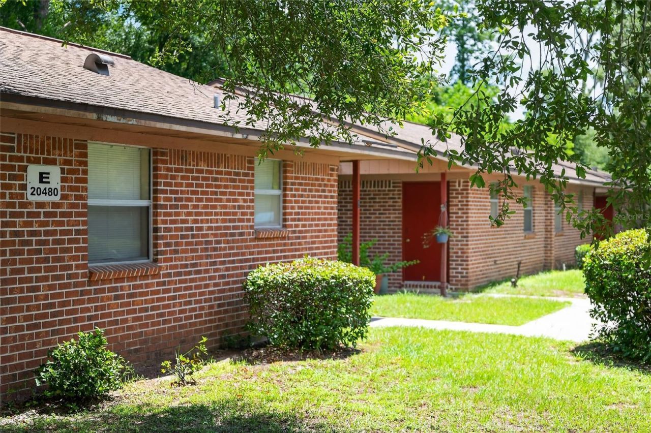 20420 NW 243rd Drive , High Springs, FL 32643 Photo