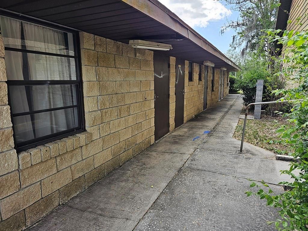 1990 SE Highway 42 , Unit 1, Summerfield, FL 34491 Photo