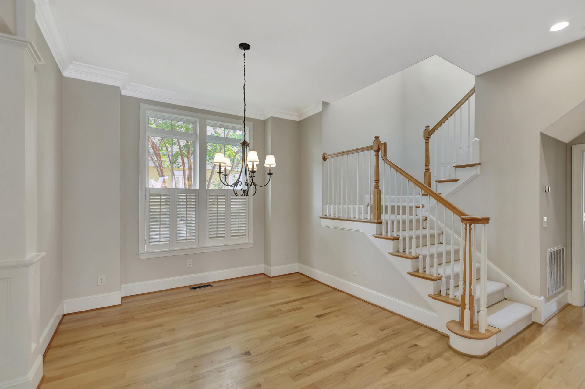 1705 Doldridge Street Photo 10