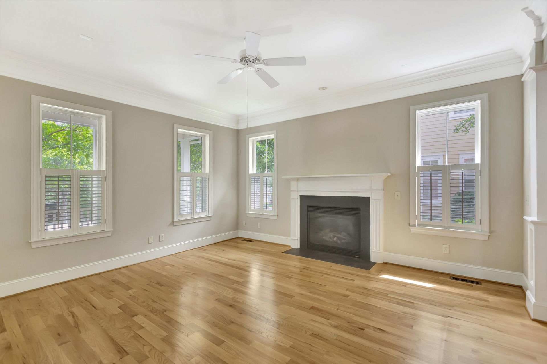 1705 Doldridge Street Photo 7