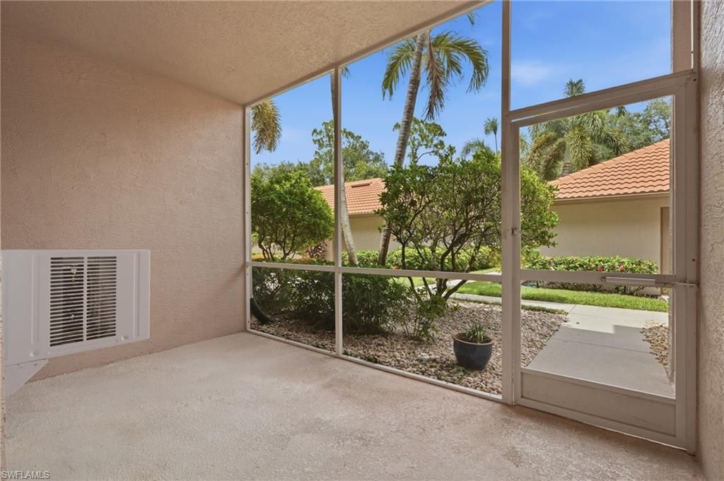 8045 Tiger Cv, Unit 502, Naples, FL 34113 Photo
