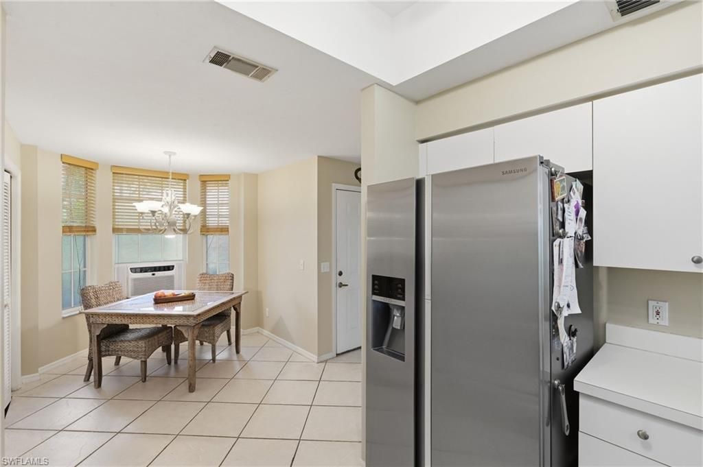 8045 Tiger Cv, Unit 502, Naples, FL 34113 Photo