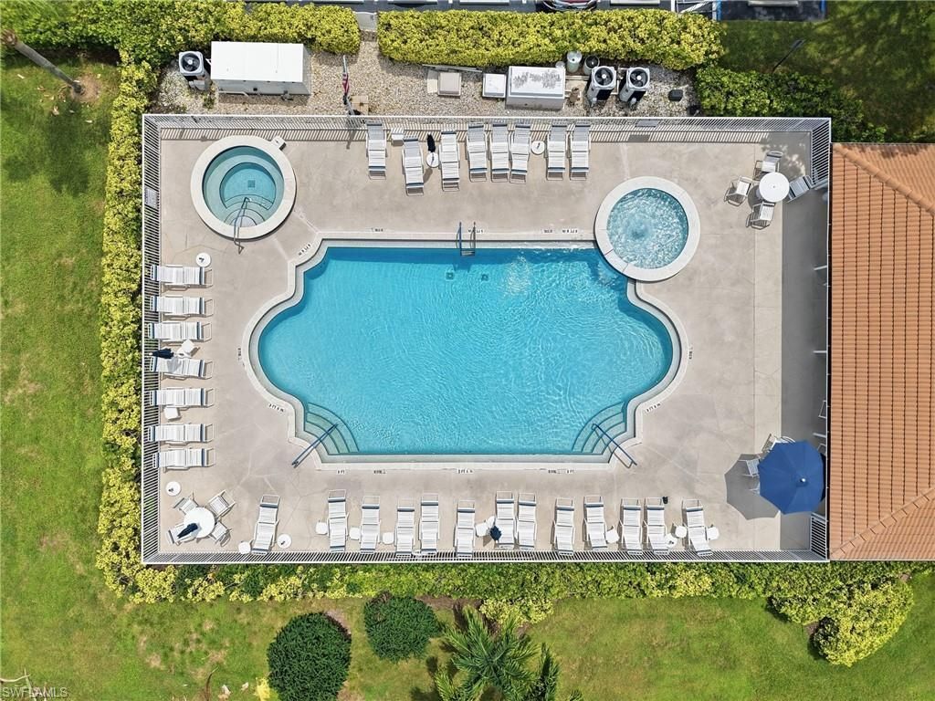 8045 Tiger Cv, Unit 502, Naples, FL 34113 Photo