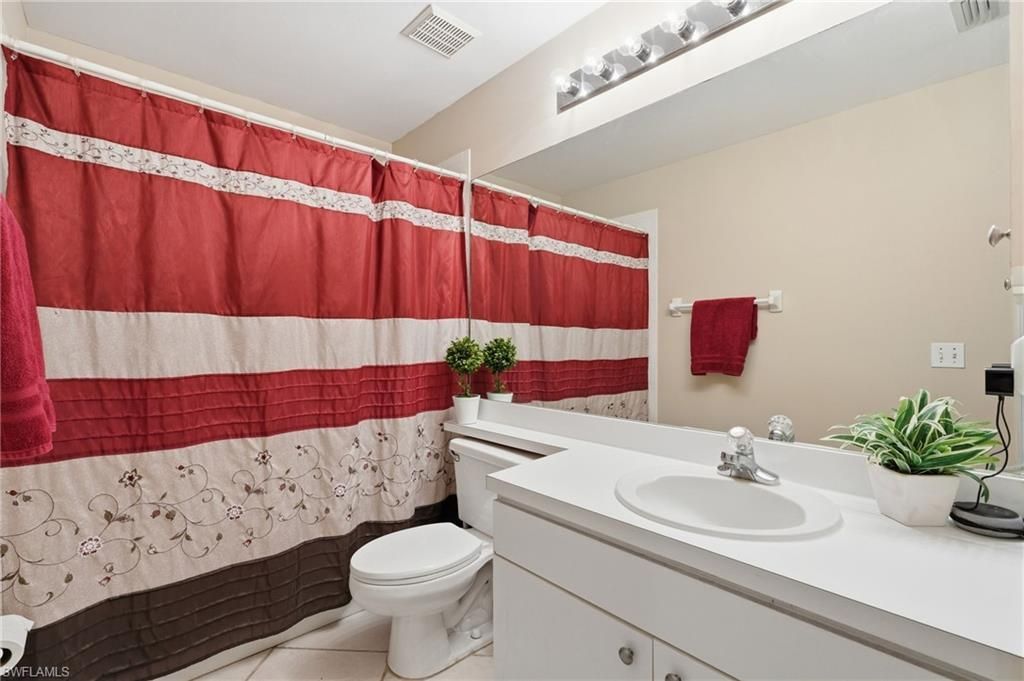 8045 Tiger Cv, Unit 502, Naples, FL 34113 Photo