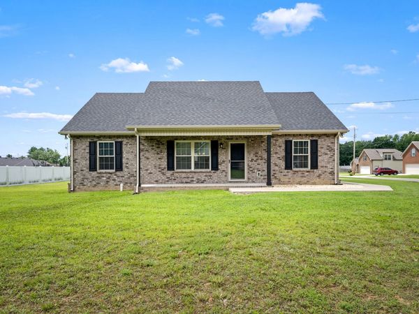 168 Grace Ct , Manchester, TN 37355