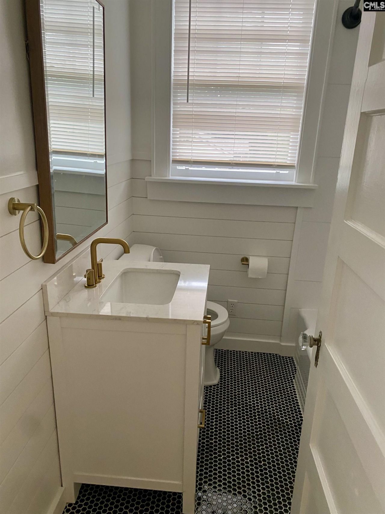 1125 Gladden Street  Photo 10