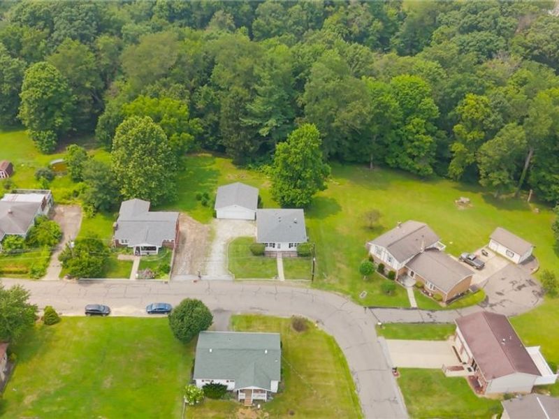 315 Nimitz Avenue, Wintersville, OH 43953 Photo 11