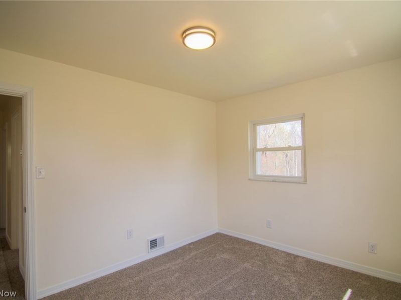 315 Nimitz Avenue, Wintersville, OH 43953 Photo 21