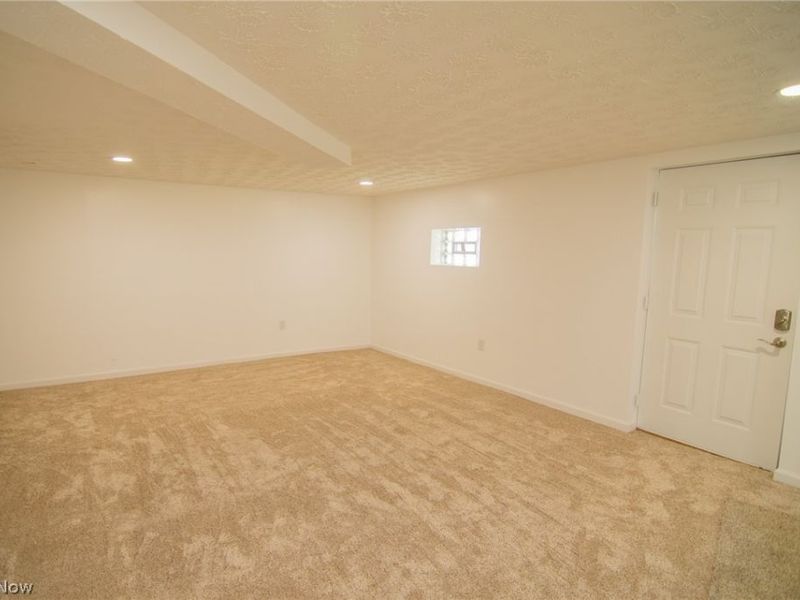 315 Nimitz Avenue, Wintersville, OH 43953 Photo 34