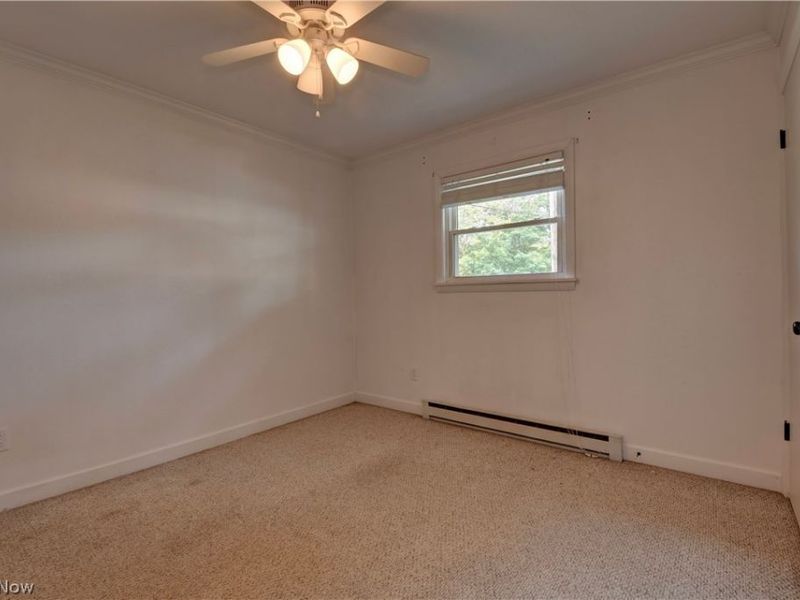 403 Engadine Court SW, Sugarcreek, OH 44681 Photo 12
