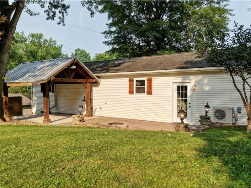 403 Engadine Court SW, Sugarcreek, OH 44681 Photo 17