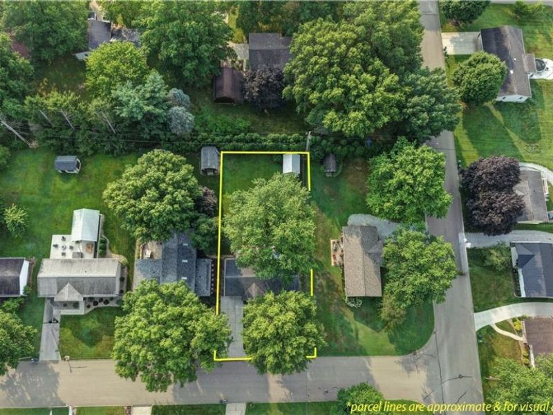 403 Engadine Court SW, Sugarcreek, OH 44681 Photo 23