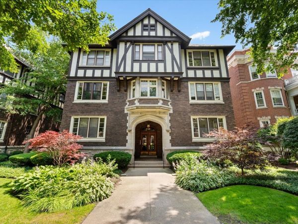 1633 Hinman Avenue , Unit 1, Evanston, IL 60201