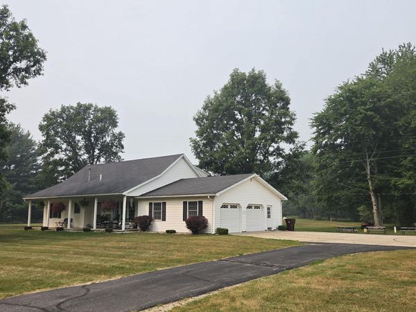 7202 S Garlock Road, Carson City, MI 48811
