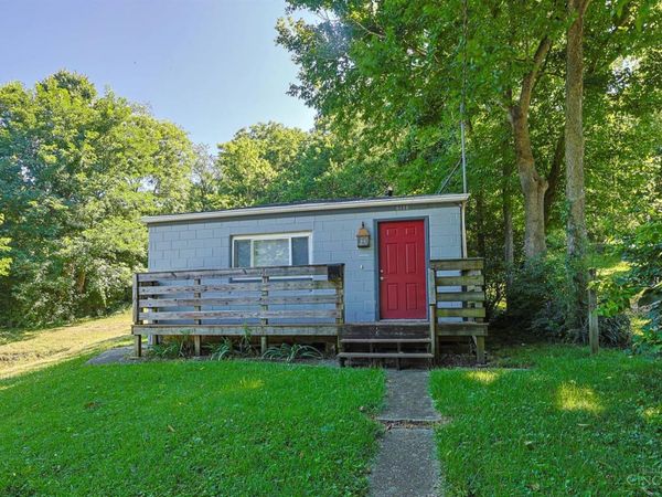 6158 Hillside Avenue, Cincinnati, OH 45233