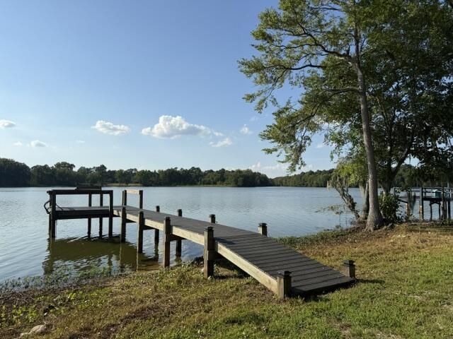 1071 Clearview Drive Photo 6
