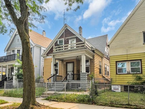 3276 N 26th STREET, Milwaukee, WI 53206