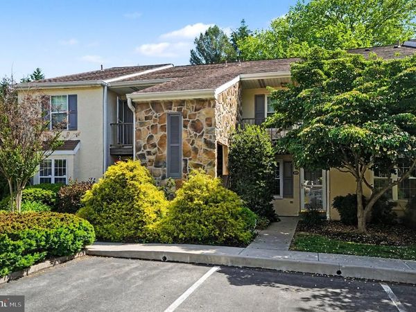 205 VALLEY STREAM LANE , Unit 205, CHESTERBROOK, PA 19087