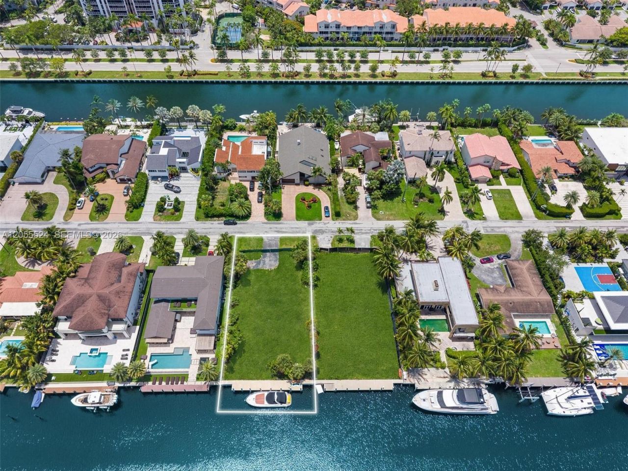 460 Holiday Dr , Hallandale Beach, FL 33009 Photo