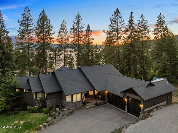 3124 S Lochurst Ln , Coeur d'Alene, ID 83814
