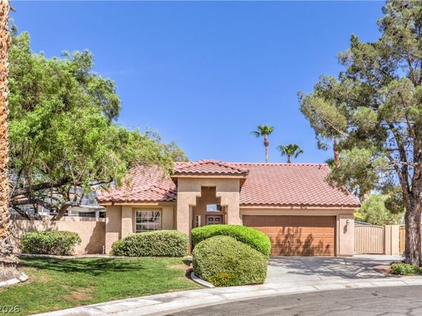 5011 Rio Colorado Circle, North Las Vegas, NV 89031