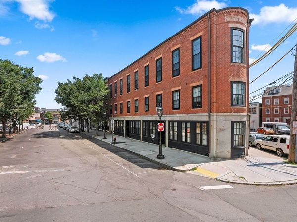 157-165 Winnisimmet St, Unit 3C, Chelsea, MA 02150