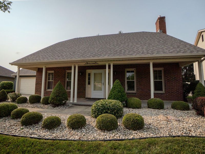1579 Timberidge , Sidney, OH 45365 Photo 2