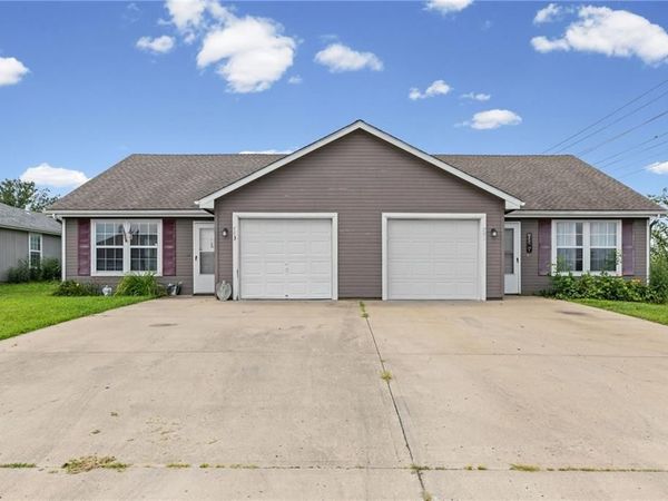 741 Pinewood Street, Gardner, KS 66030
