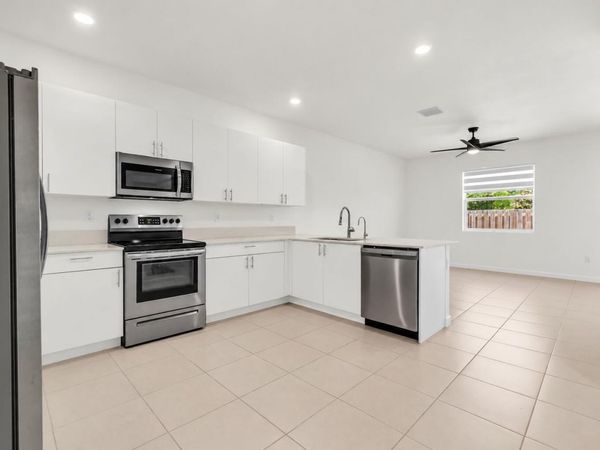 16229 SW 288th Terrace, Homestead, FL 33033