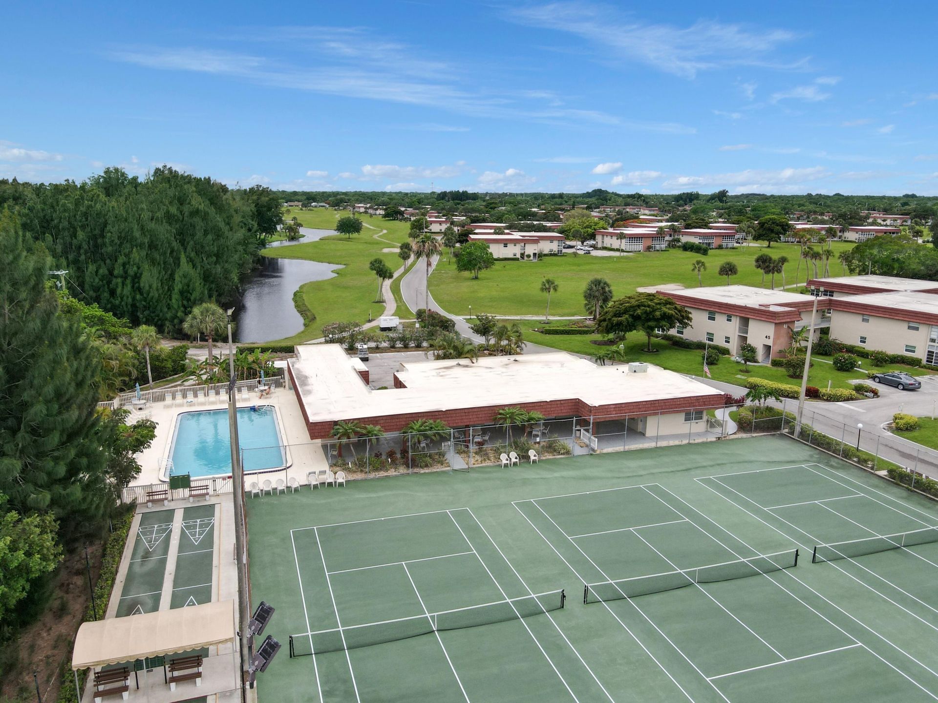 52 Woodland Drive, Unit 103, Vero Beach, FL 32962 Photo
