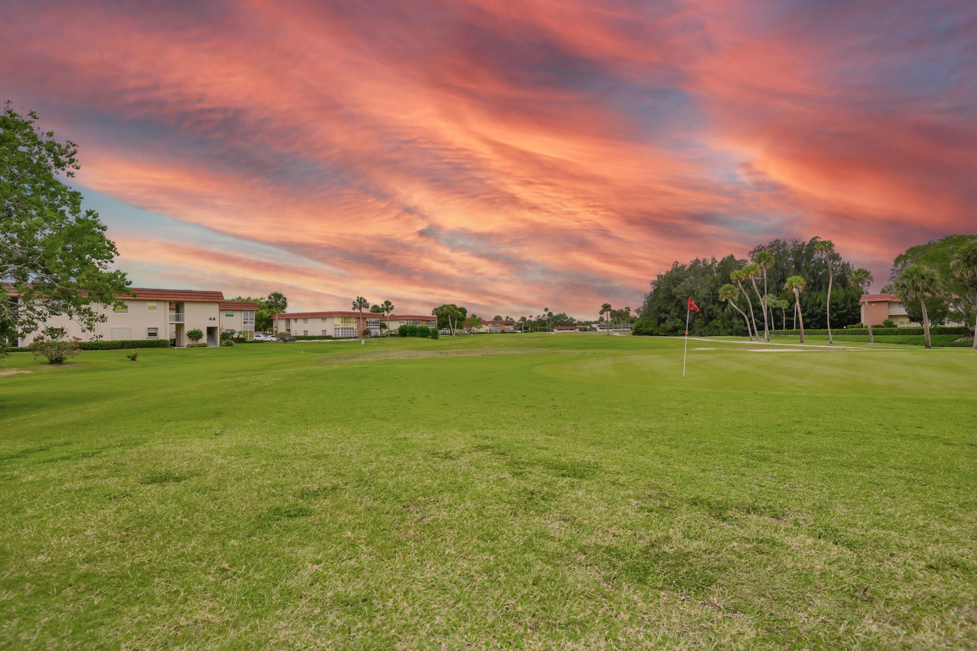 52 Woodland Drive, Unit 103, Vero Beach, FL 32962 Photo