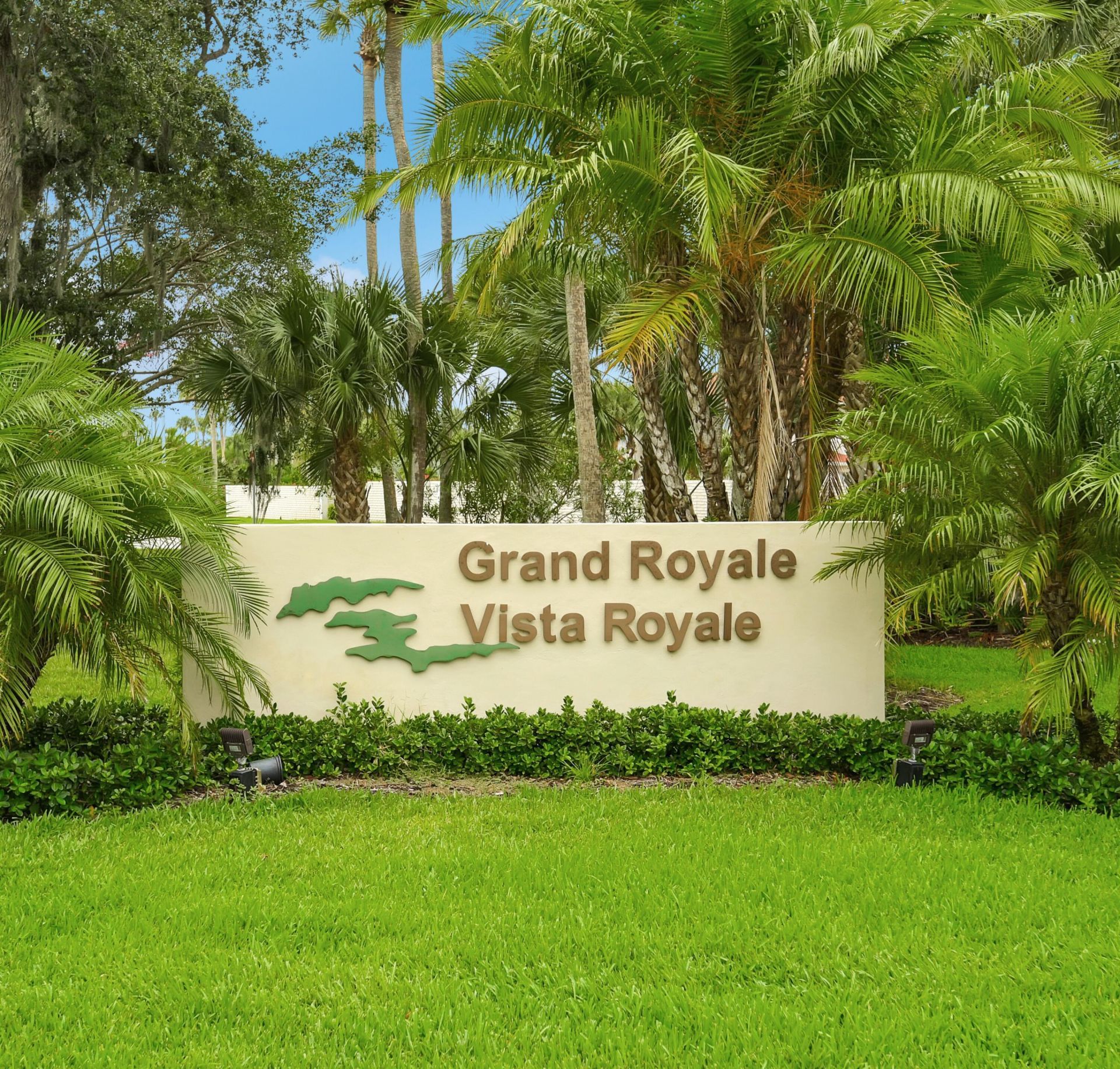 52 Woodland Drive, Unit 103, Vero Beach, FL 32962 Photo