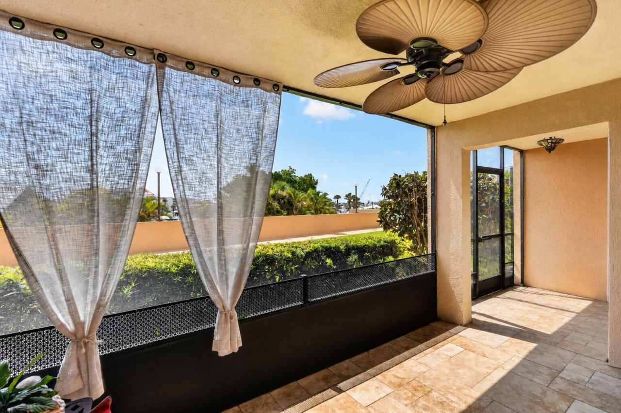 1036 Us Highway 1, Unit 121, North Palm Beach, FL 33408 Photo