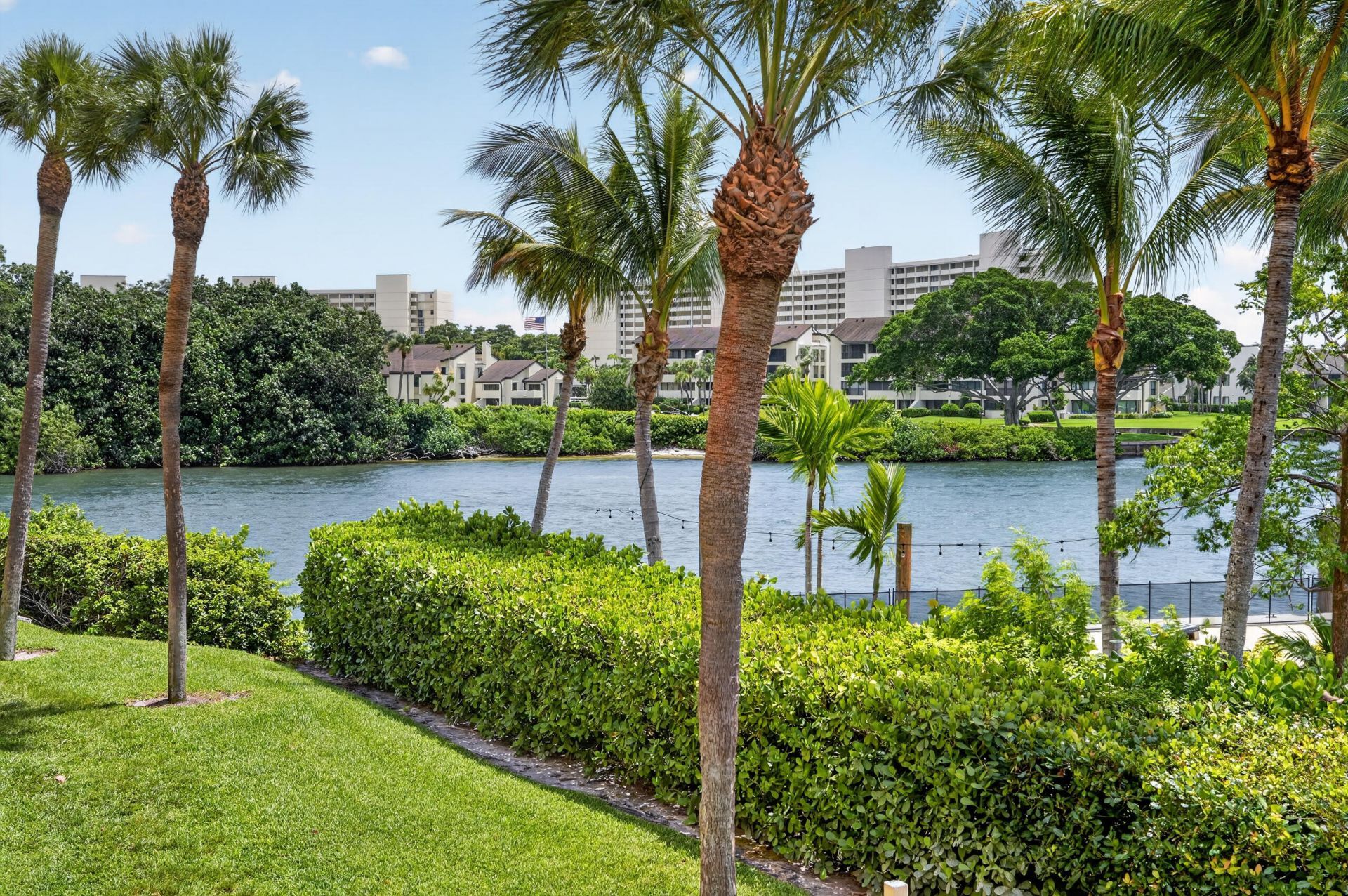 1036 Us Highway 1, Unit 121, North Palm Beach, FL 33408 Photo
