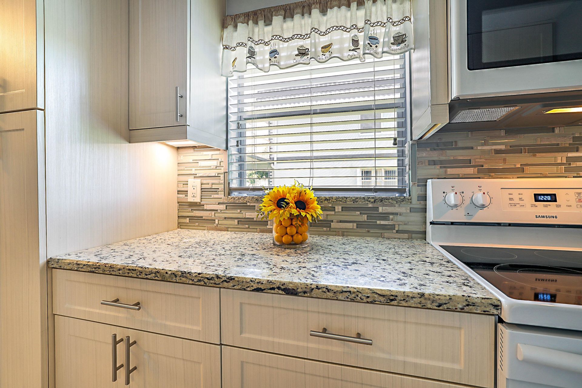 308 Saxony G, Delray Beach, FL 33446 Photo