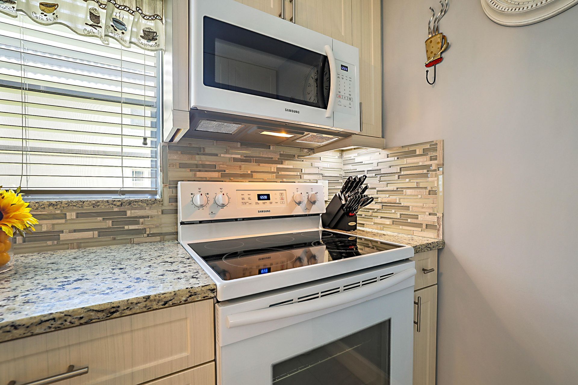 308 Saxony G, Delray Beach, FL 33446 Photo