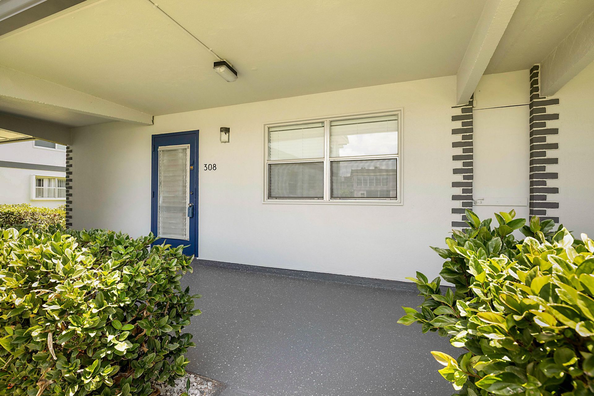 308 Saxony G, Delray Beach, FL 33446 Photo